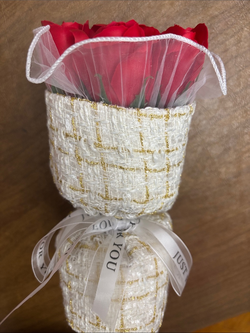 Elegant White & Gold Tweed Faux Rose Bouquet